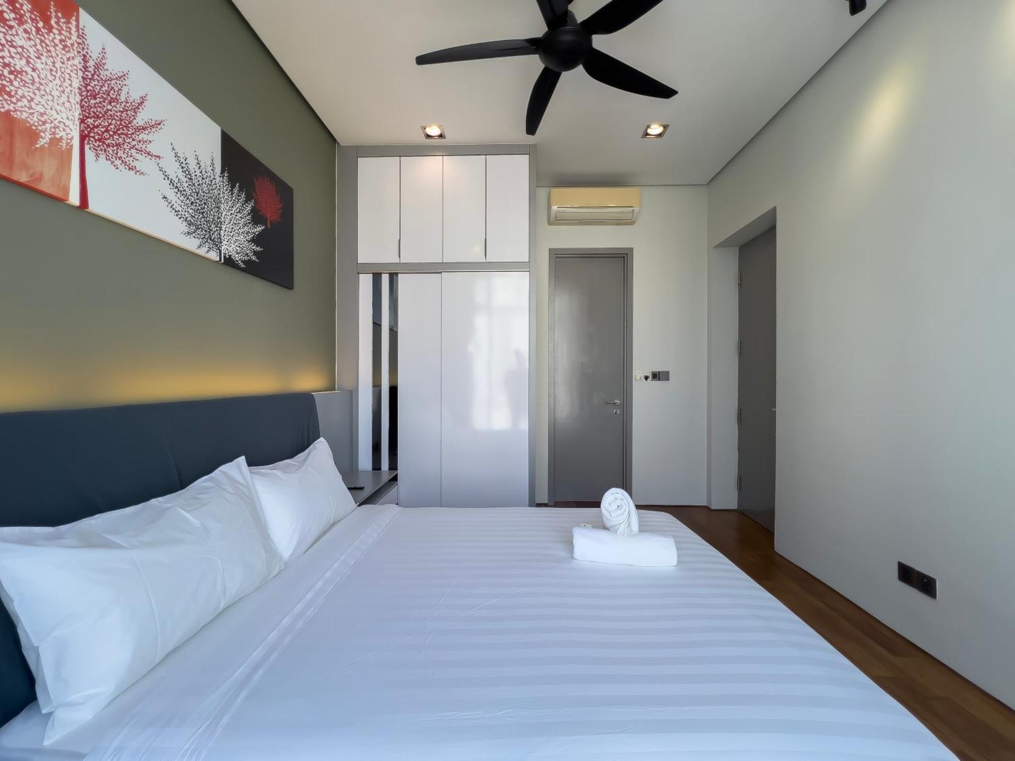Soho Suites Klcc By Guesthouse Куала Лумпур Екстериор снимка